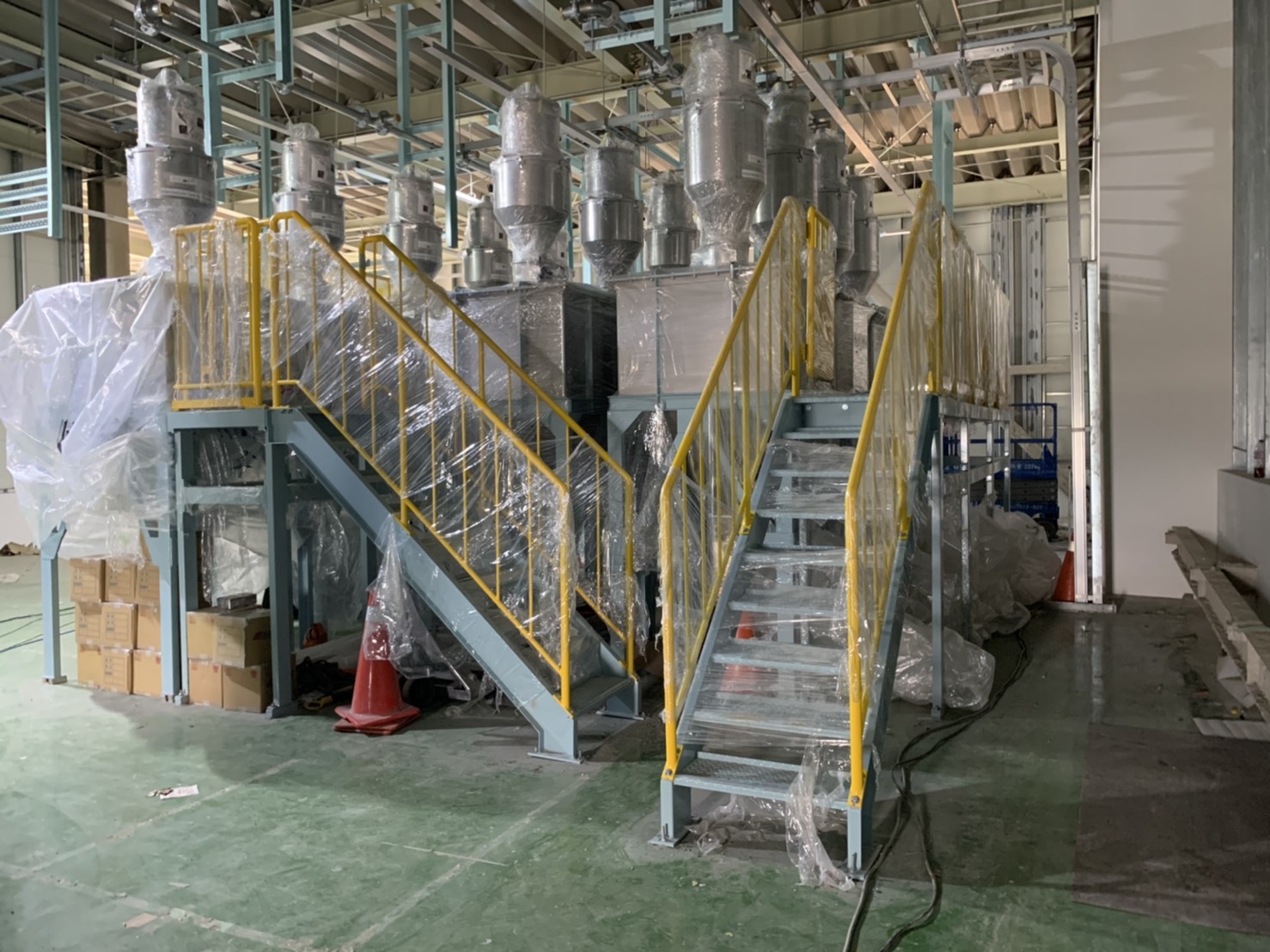 設備架台與基座